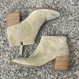 Matisse Vox Embroidery Block Heel Natural Leather Suede Ankle Boots Sz 7